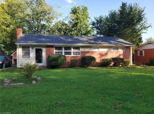 2016 Whitman Rd, Greensboro, NC 27405