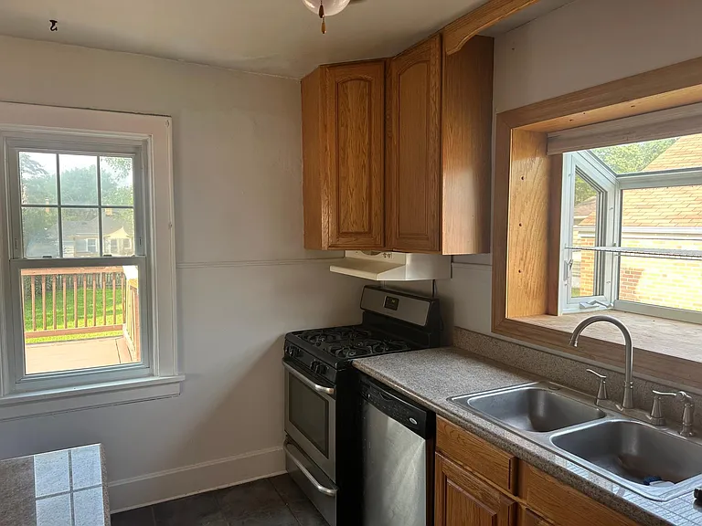4400 Duneden Ave — Photo 5