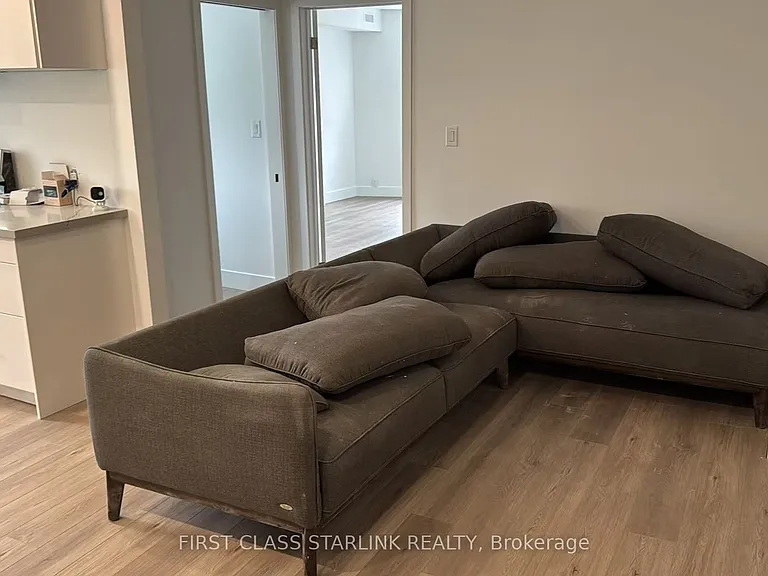 368 Broadview Ave #2 — Photo 14