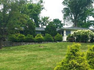 236 Brocdorf Dr, Cincinnati, OH 45215