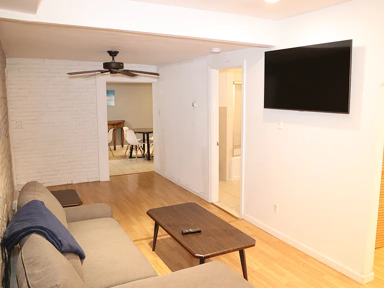 455 Pavonia Ave #2A — Photo 29