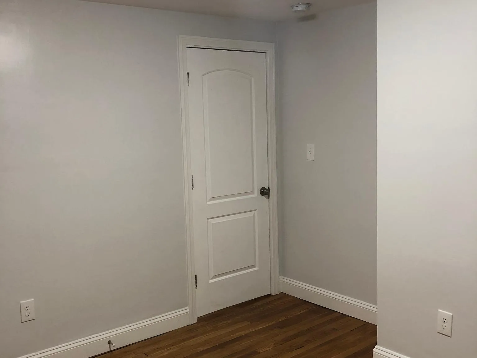 19 Dennison Ave — Photo 4