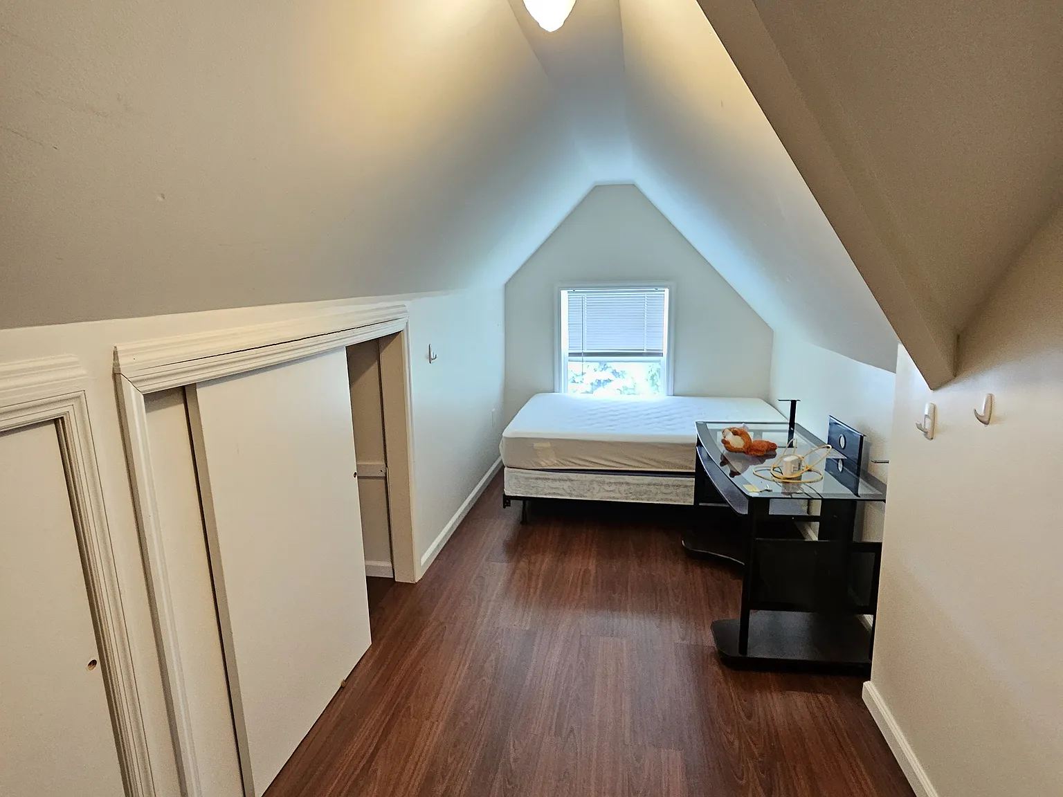 1602 Jacob Street — Photo 2