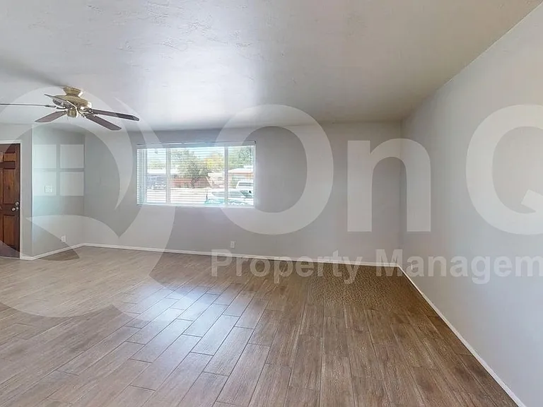 7312 E 20th St — Photo 15