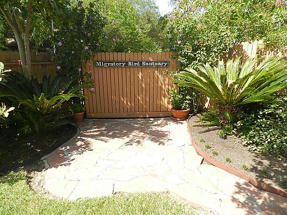 4th image of 7803 Bighorn St
