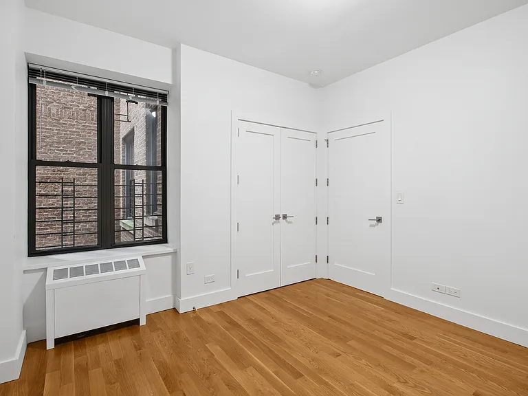 628 W 151st St #1J — Photo 8