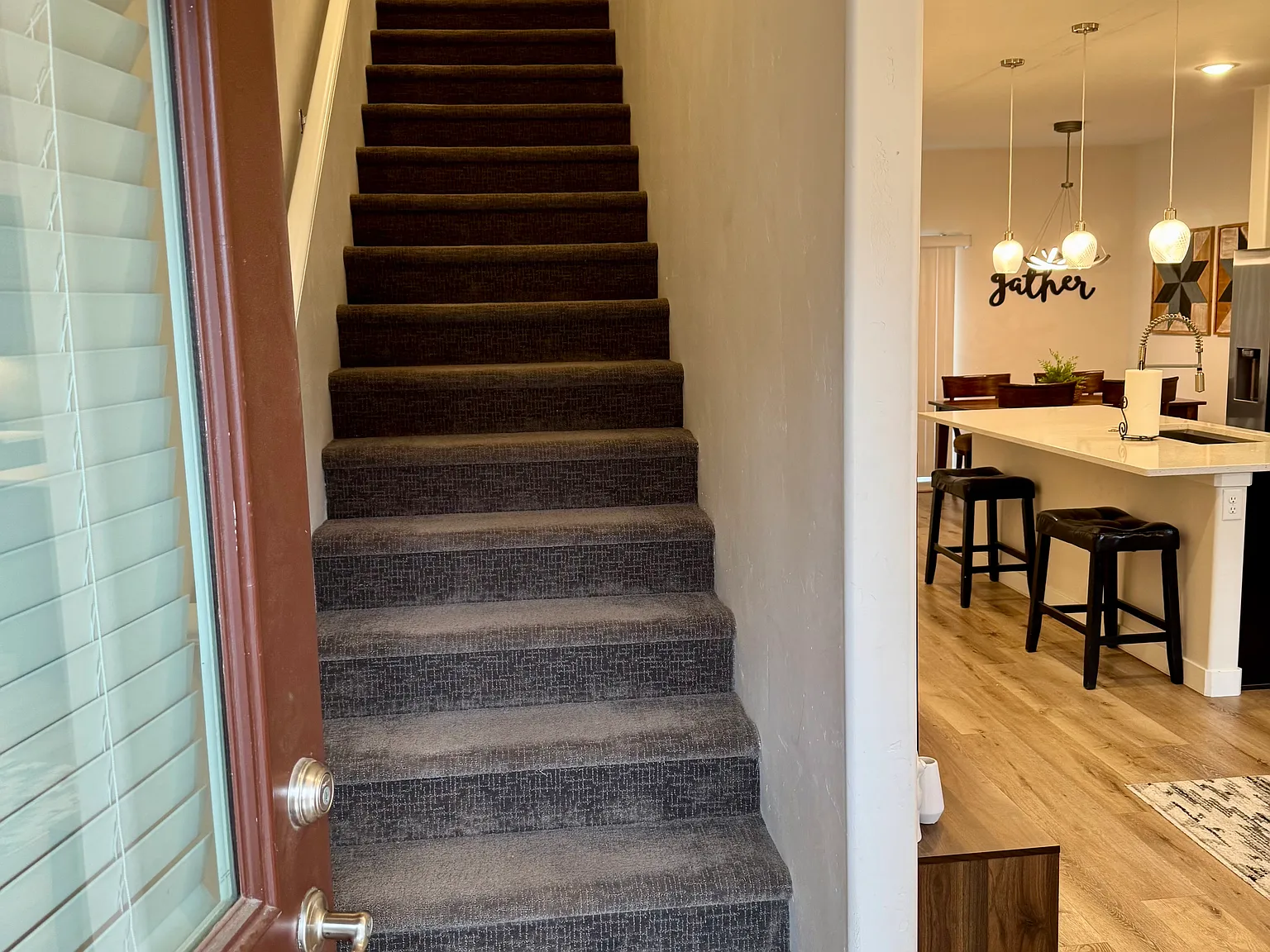 2 bed, 2.5 bath, 1280 sqft, $2,400 — Photo 3