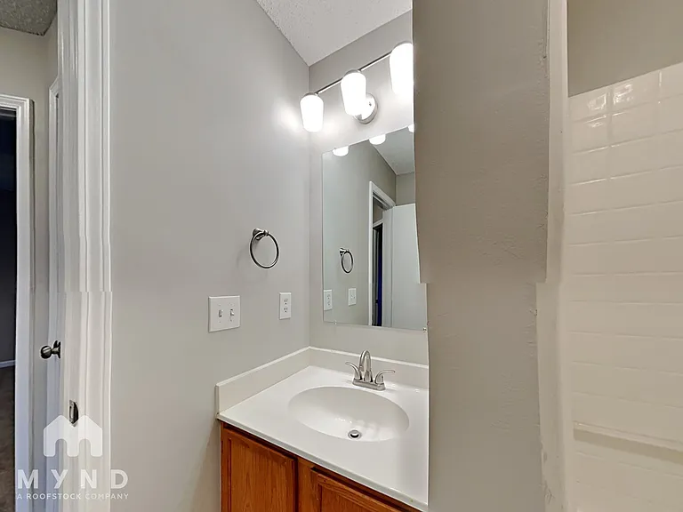 11527 Stewarts Crossing Dr — Photo 20
