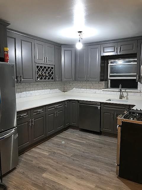 2nd image of 1838 Muliner Ave
