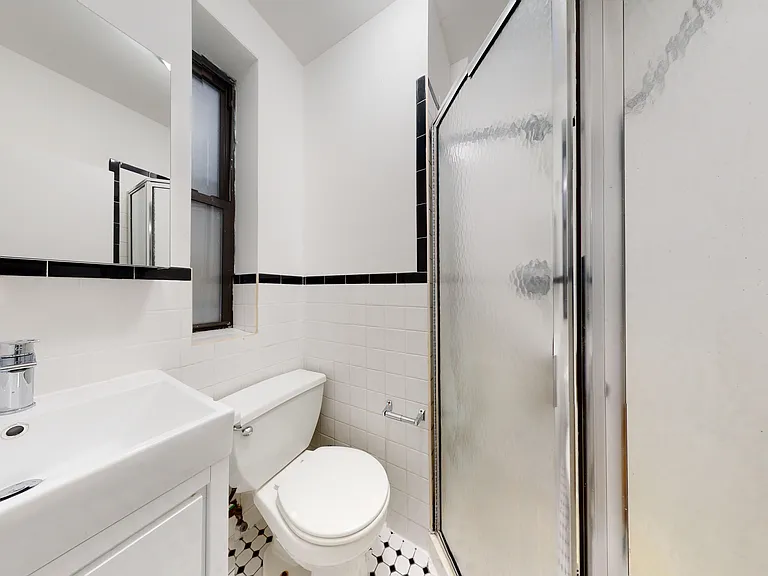 121 E 97th St #23 — Photo 11