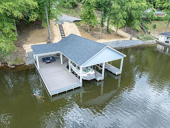 3rd image of 266 Whitetail Ln #17