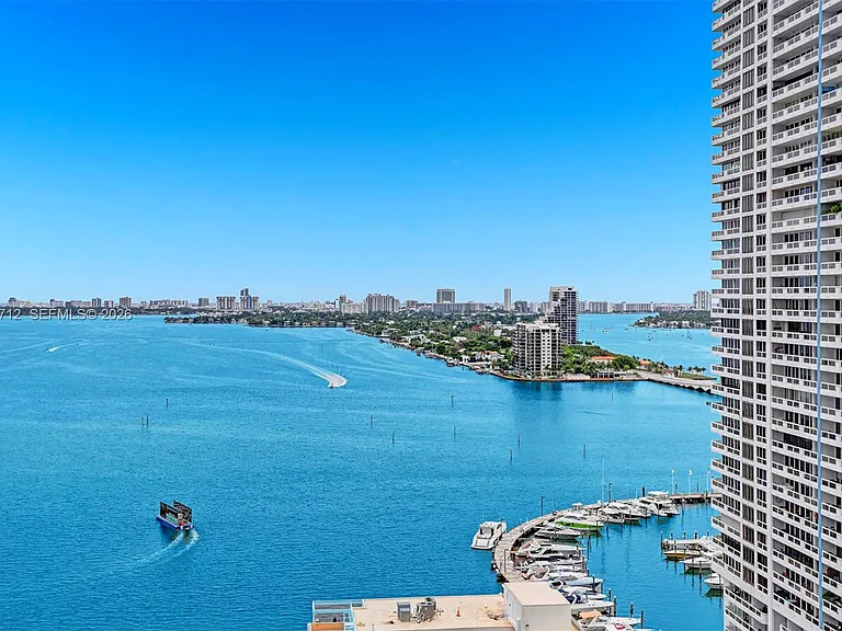 1750 N Bayshore Dr #2206 — Photo 2