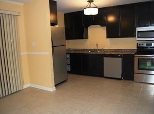 5727 E Bramblegate Rd, Greensboro, NC 27409