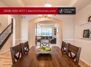 836 Augusta Dr, Oregon, WI 53575