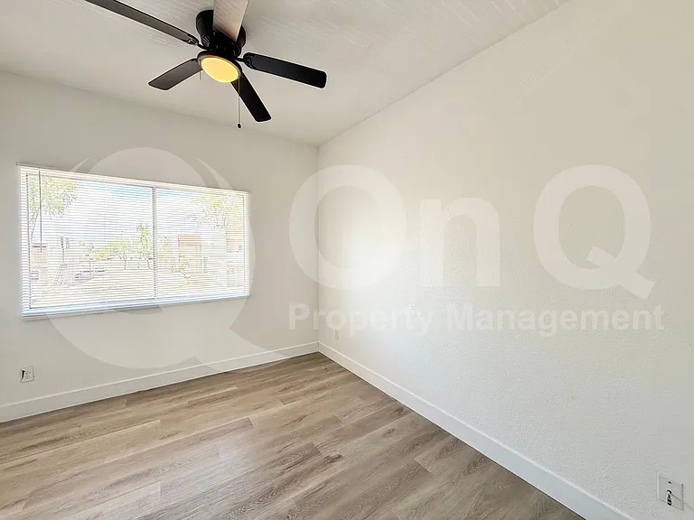 2827 E Le Marche Ave #203 — Photo 10