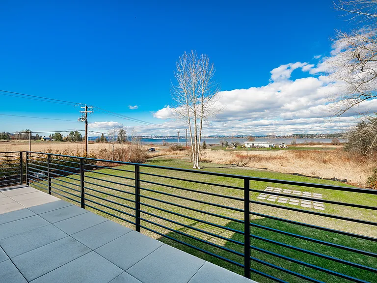8638 Harborview Rd — Photo 28