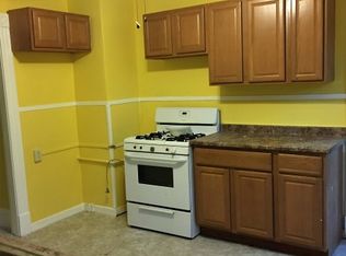 49 Ventura St, Springfield, MA 01108