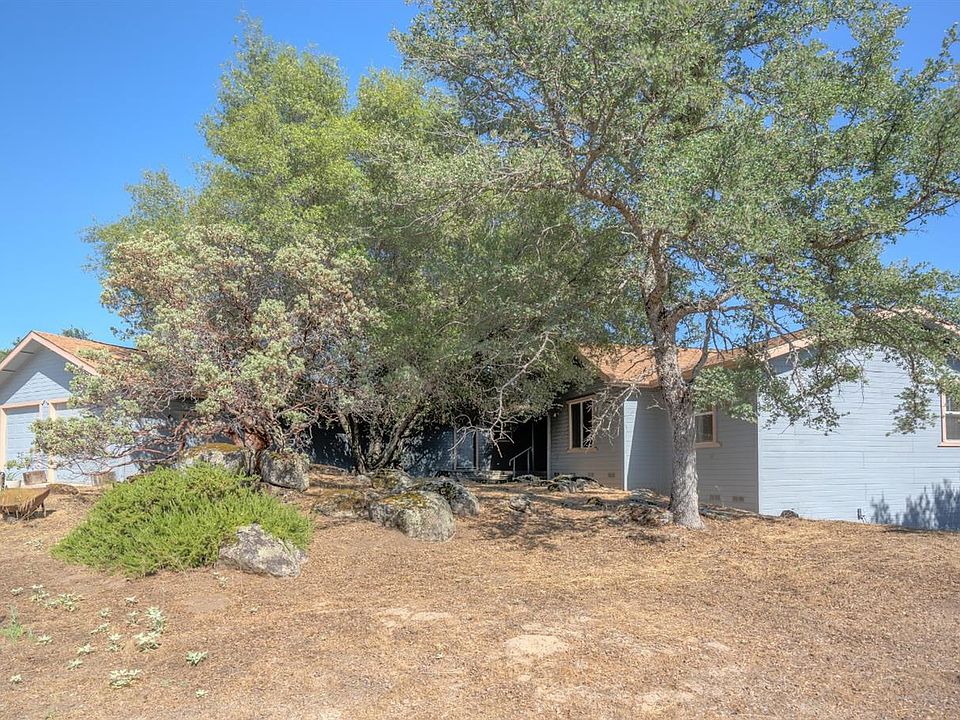 1st image of 42716 Woodmar Dr
