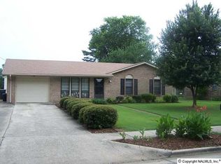 909 Towerview St SW, Decatur, AL 35601