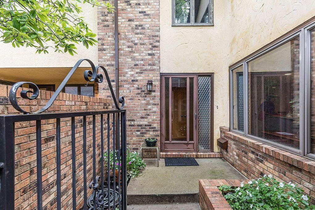 2426 Sherwood Villa, Upper Arlington, OH 43221 Zillow