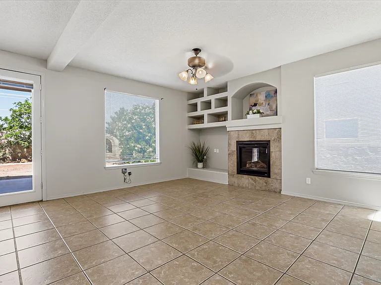 4541 Joseph Rodriguez Dr — Photo 14