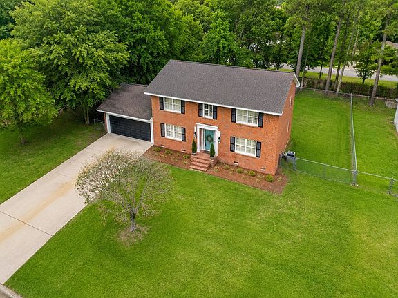 5th image of 222 Alabama Dr