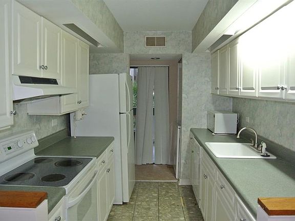 3rd image of 137 Cordillo Pkwy APT 5501