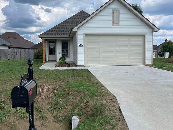 2nd image of 302 Adry Ln