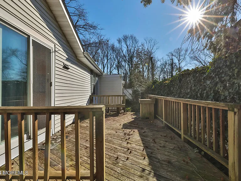717 Harmony Rd — Photo 24