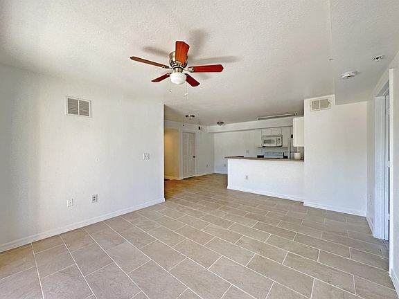 3rd image of 151 SW Palm Dr APT 105