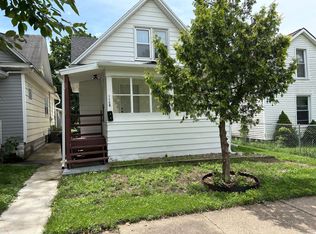 1102 Hawthorne Ave, Waterloo, IA 50702