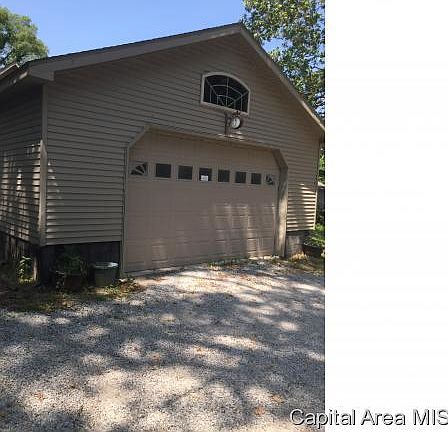 3rd image of 16135 Camaron Ave