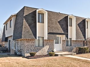 16239 85th Ave APT 3, Tinley Park, IL 60487