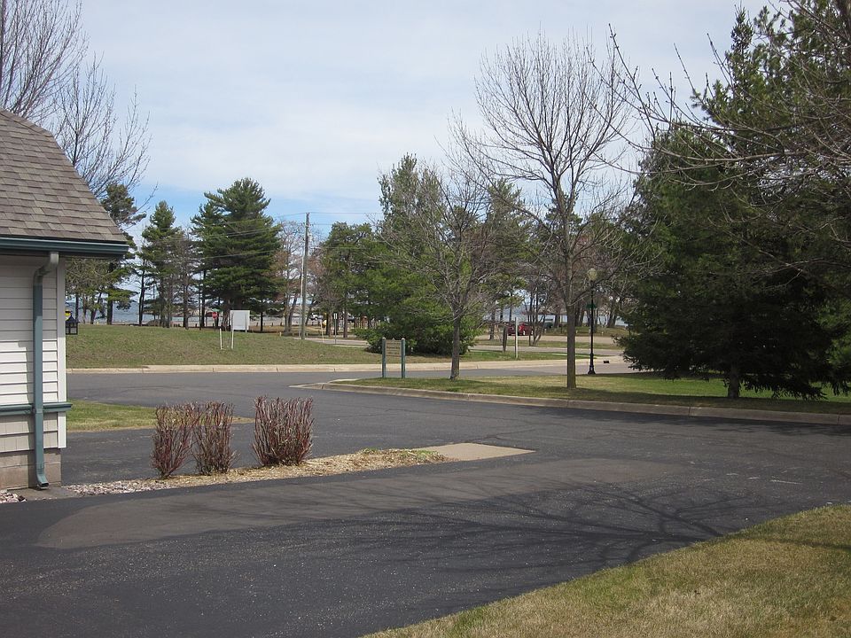 1st image of 1205 Lakeshore Park Pl