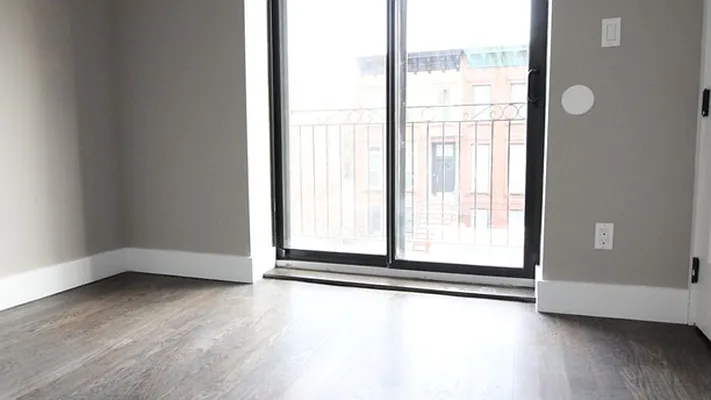 Rented by Nooklyn NYC LLC | media 35