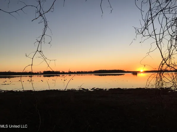 Hood Rd, Marks, MS 38646