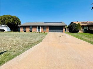 1709 Tyler St, Altus, OK 73521