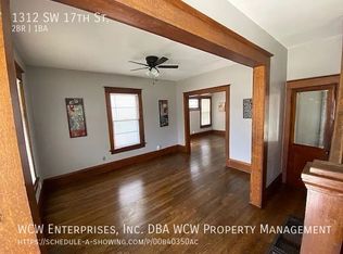 1312 SW 17th St, Topeka, KS 66604