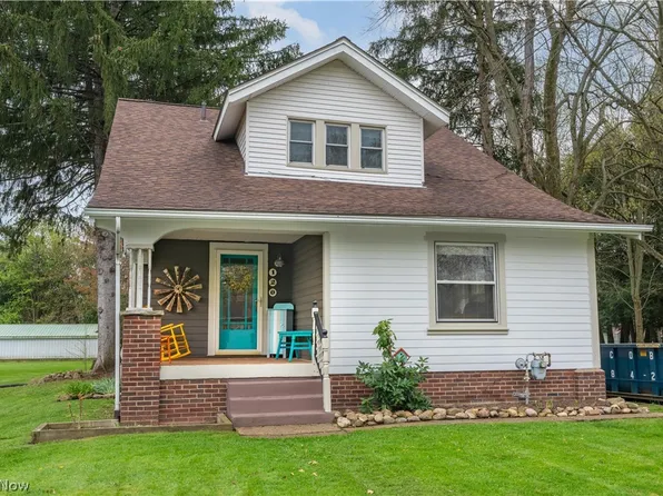 120 34th St SW, Canton, OH 44706