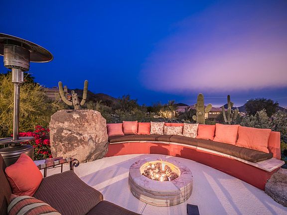Mister encompassed Firepit Seating