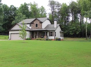 102 Lake Bowen Ct, Inman, SC 29349