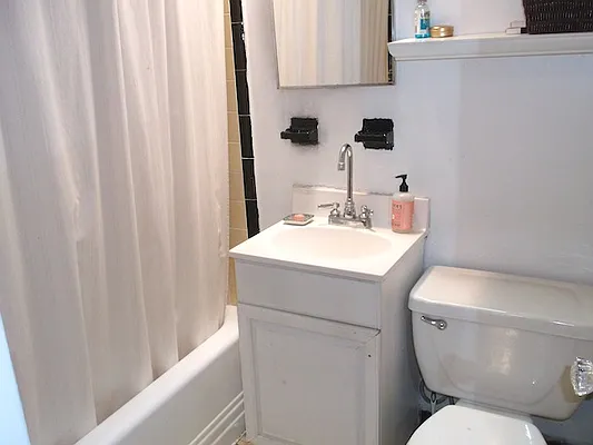 Rented by Maz Group NY | media 19