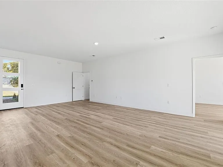 4572 SW 149th St — Photo 10
