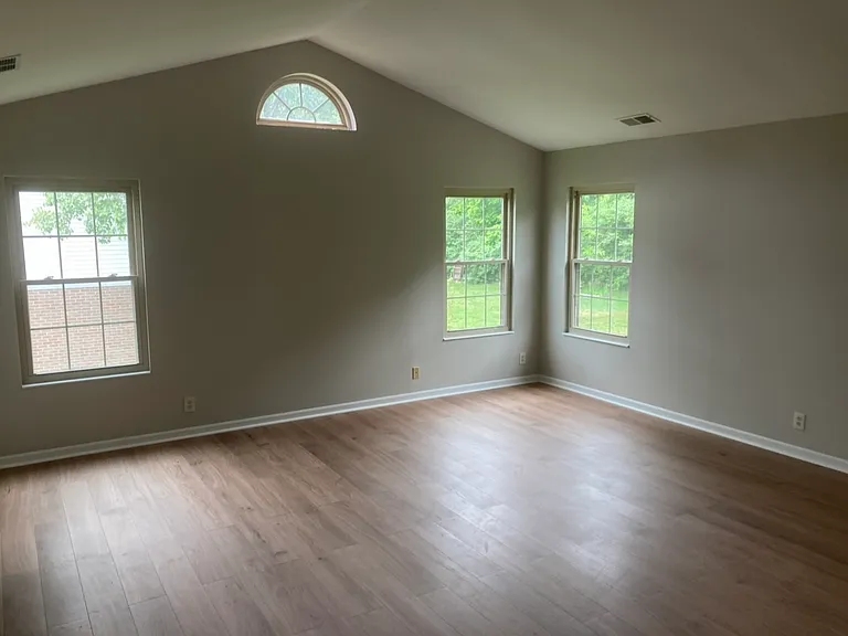 7299 Rolling Meadows Dr — Photo 12
