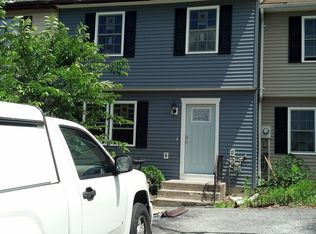 518 Everett Pl, Maybrook, NY 12543