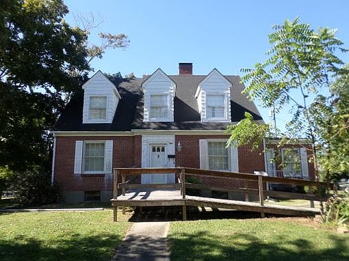 1st image of 808 Greensburg St