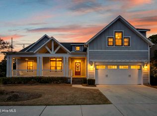 105 Helmsman Dr, Wilmington, NC 28412