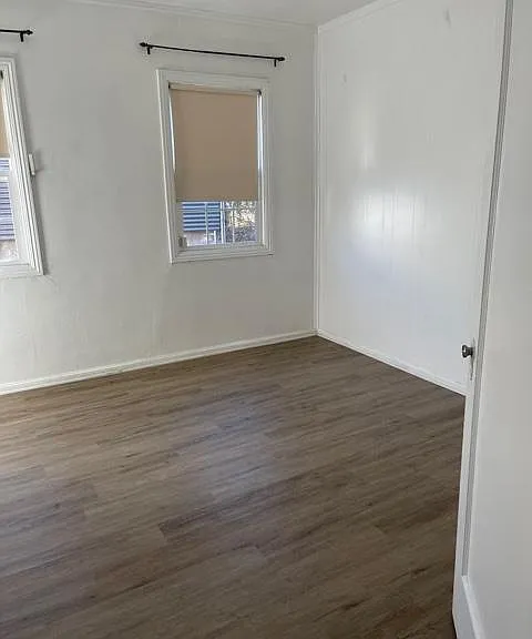 9200 S Hobart Blvd — Photo 11