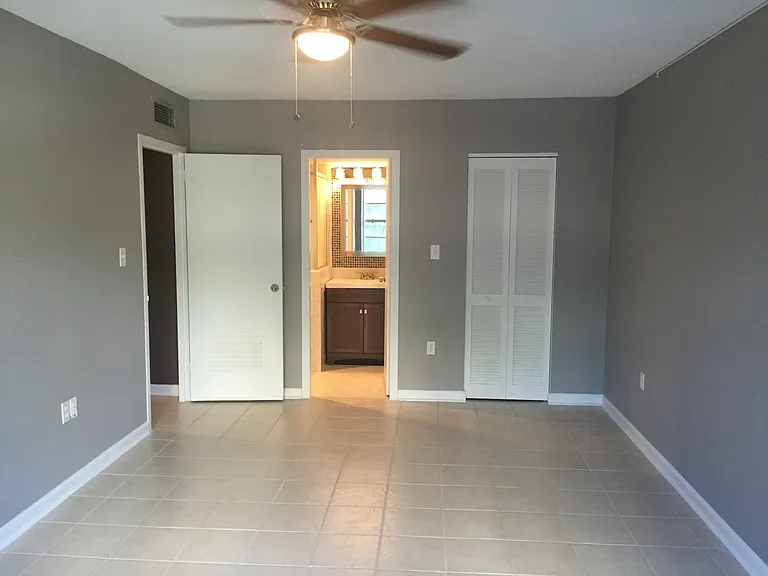 2401 Bayshore Blvd #205 — Photo 17