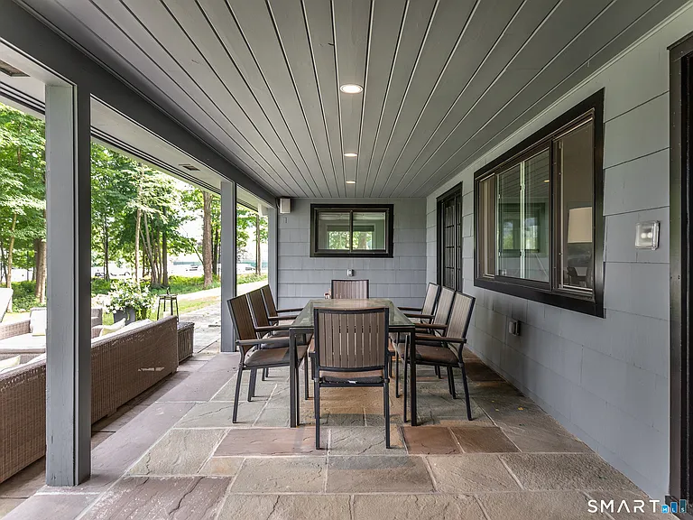 321 W Shore Rd — Photo 37